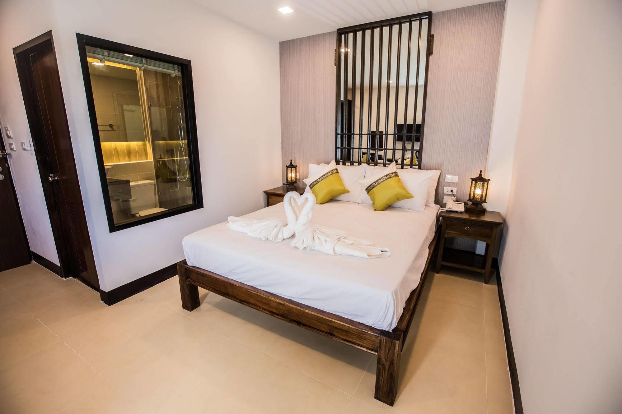 C Hotel Boutique And Comfort Chiang Mai Dış mekan fotoğraf
