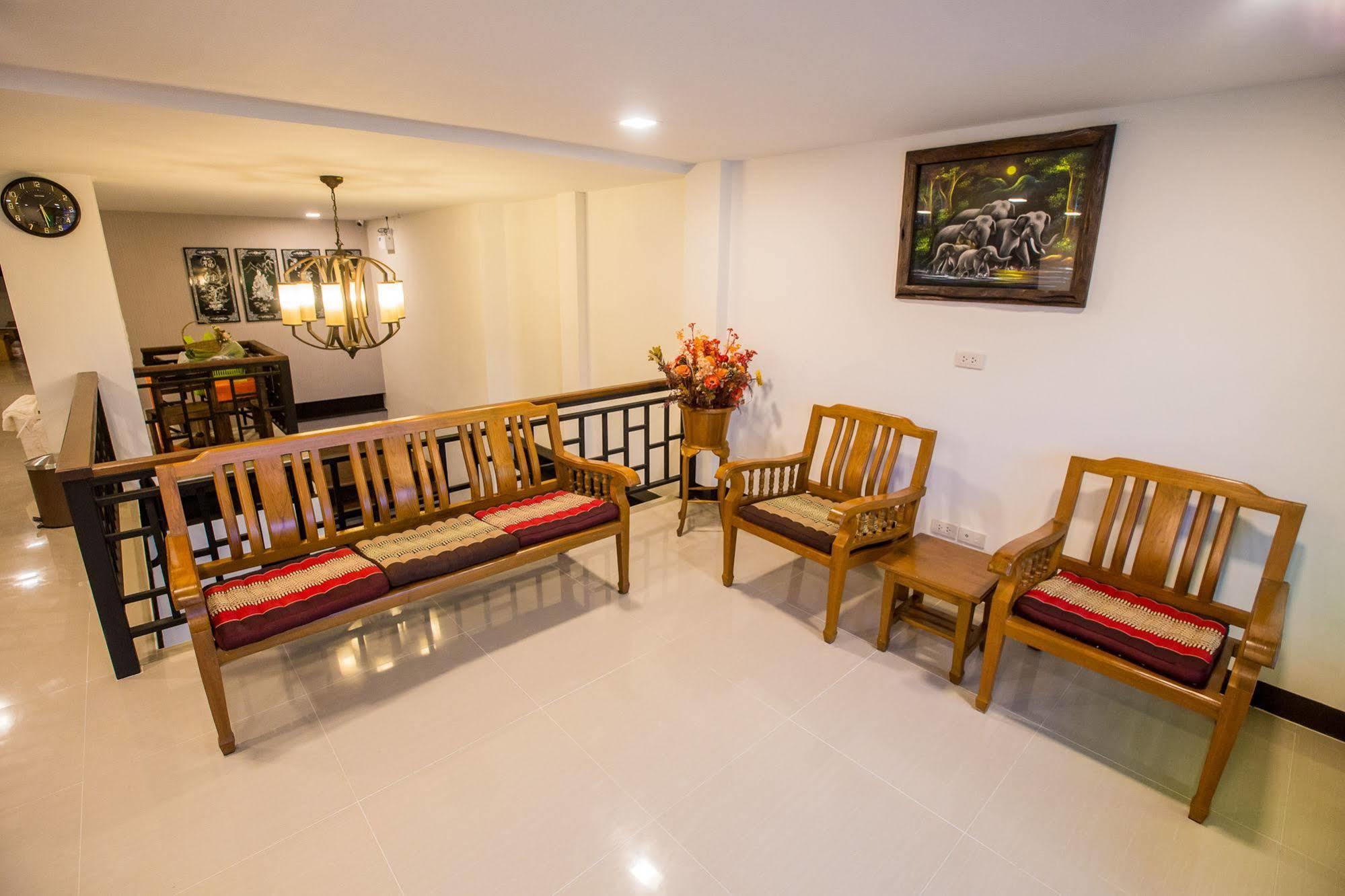 C Hotel Boutique And Comfort Chiang Mai Dış mekan fotoğraf